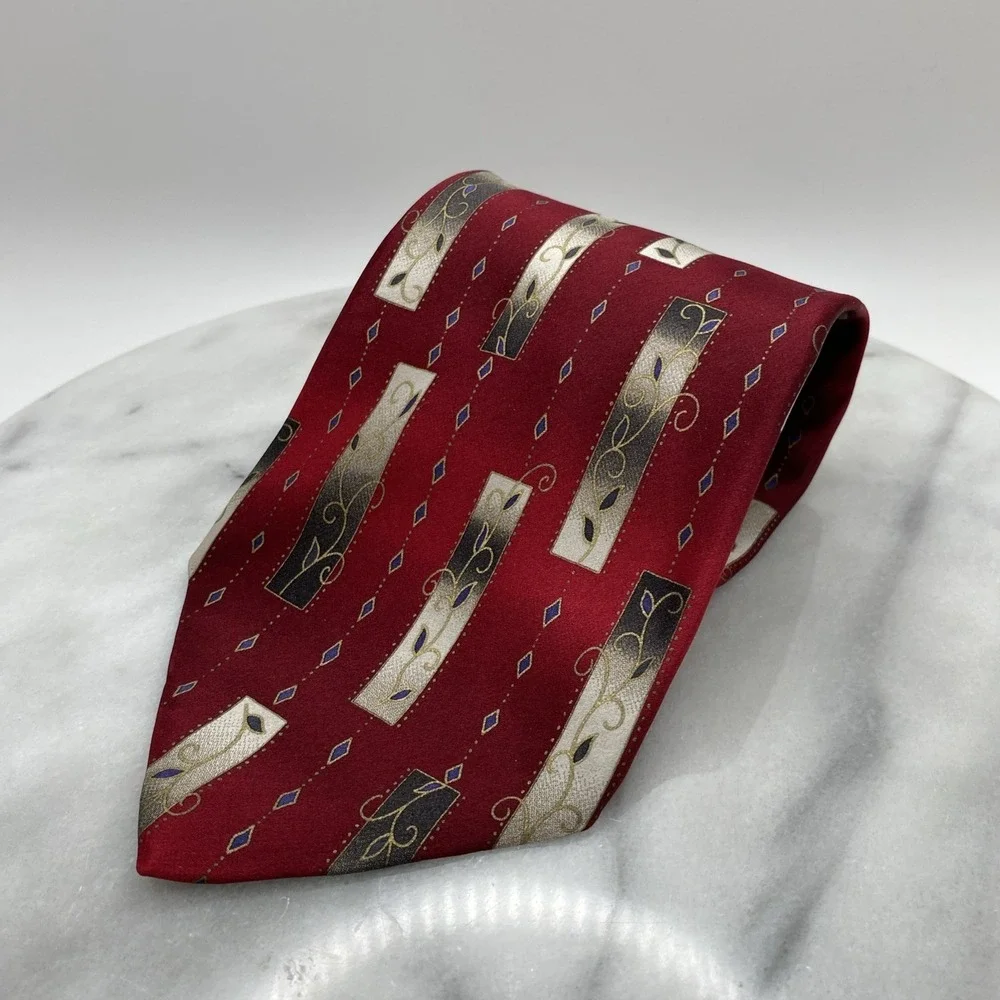 Pavone Italian Mens Necktie Red Gold Geometric Scroll Silk Classic Formal Tie